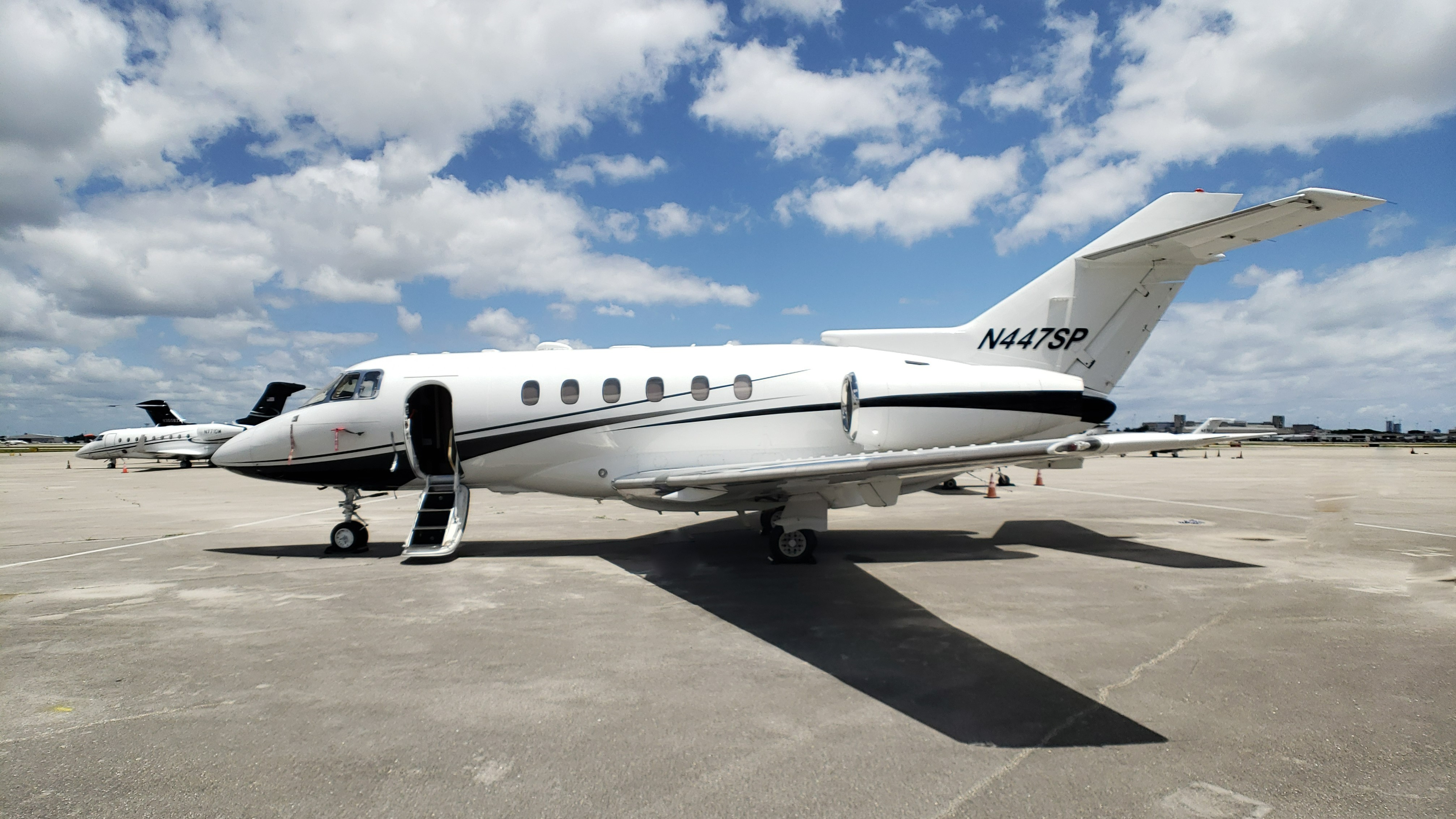 2003 Hawker 800XP | Duncan Aviation